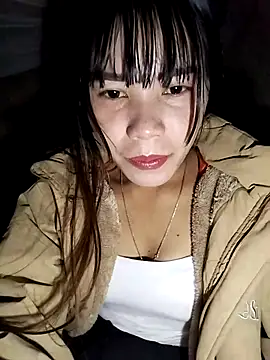 Snapshot of gugu0022 chatting on November 2025 12:52:01 PM gugu0022 online show from November 2025 12:52:01 PM