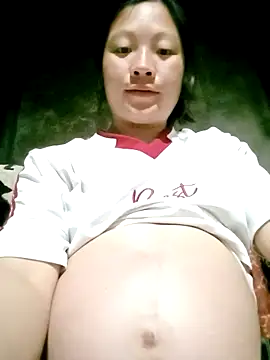 Snapshot of Micky_baby chatting on May 2026 04:26:01 PM Micky baby online show from May 2026 04:26:01 PM