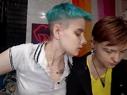 Snapshot of Kim__Ray chatting on November 2025 02:00:01 PM Kim Ray online show from November 2025 02:00:01 PM