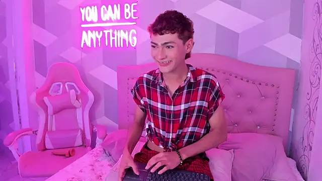 JacobRusso online show from November 2025 04:55:01 AM