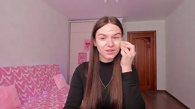 luna lust 212 online show from April 2026 12:22:02 PM