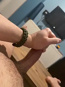 bigfatbro9 online show from March 2026 06:25:01 PM