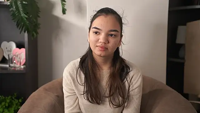 Snapshot of DustiZieser chatting on November 2025 10:32:01 AM DustiZieser online show from November 2025 10:32:01 AM