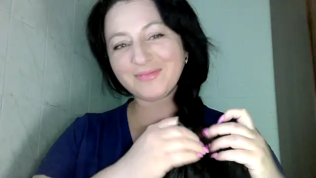 Snapshot of MelinaAx chatting on May 2026 07:44:01 PM MelinaAx online show from May 2026 07:44:01 PM