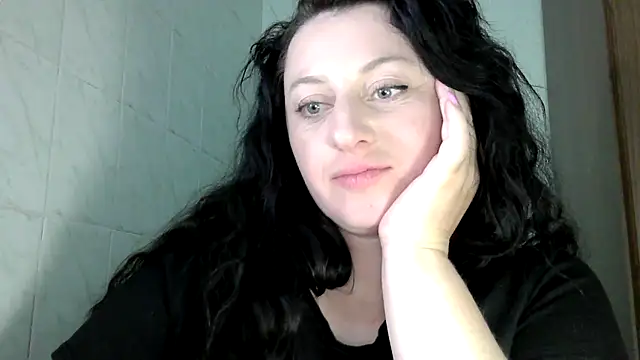 Snapshot of MelinaAx chatting on May 2026 07:21:02 PM MelinaAx online show from May 2026 07:21:02 PM