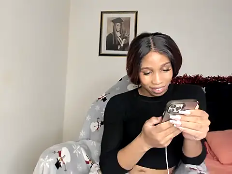 Weendolyn  online show from December 2025 04:10:02 AM