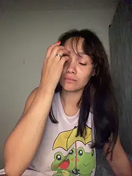 Snapshot of carolsapequinha chatting on June 2026 03:18:02 AM carolsapequinha online show from June 2026 03:18:02 AM