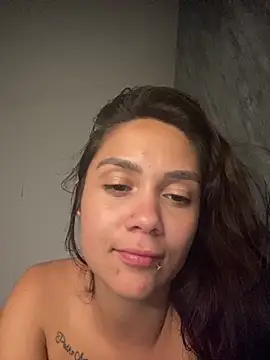 Snapshot of carolsapequinha chatting on July 2026 02:19:02 AM carolsapequinha online show from July 2026 02:19:02 AM