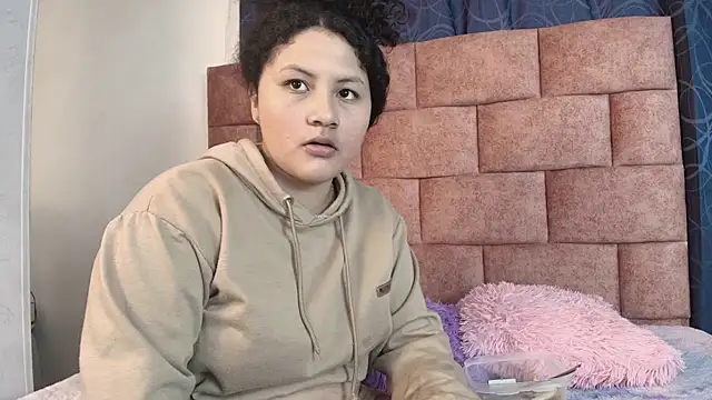 Snapshot of Baby_Disgusting chatting on November 2025 08:41:01 PM Baby Disgusting online show from November 2025 08:41:01 PM