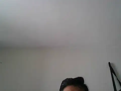 ivana latina online show from November 2025 06:17:01 PM