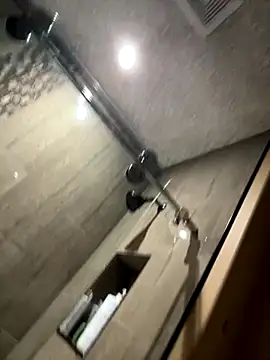 Snapshot of mikeyy003 chatting on November 2025 05:24:01 PM mikeyy003 online show from November 2025 05:24:01 PM