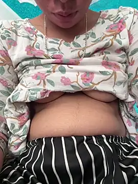 isha sharma2002 online show from March 2026 05:36:02 AM