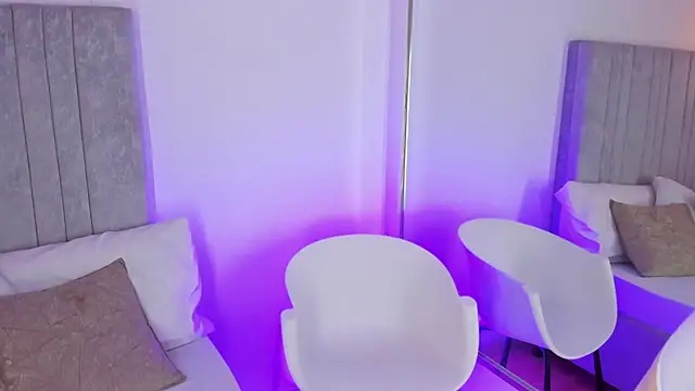 Snapshot of Martina_077 chatting on March 2026 08:26:01 PM Martina 077 online show from March 2026 08:26:01 PM