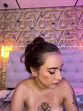 MelanyyJhonson15 online show from March 2026 02:17:01 AM