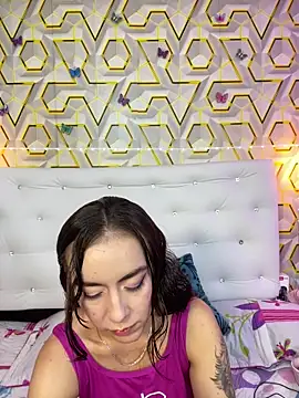 MelanyyJhonson15 online show from May 2026 02:29:01 AM