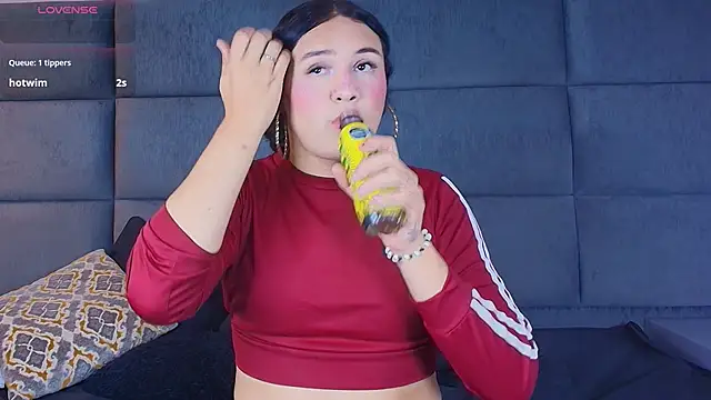 Tefanny hot online show from January 2026 02:54:02 PM