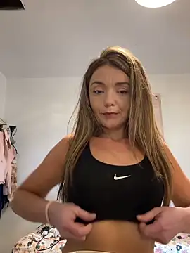 Snapshot of miatate chatting on February 2026 12:32:02 PM miatate online show from February 2026 12:32:02 PM