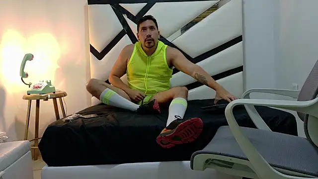 Snapshot of BDSM_JHON chatting on November 2025 11:59:02 PM BDSM JHON online show from November 2025 11:59:02 PM