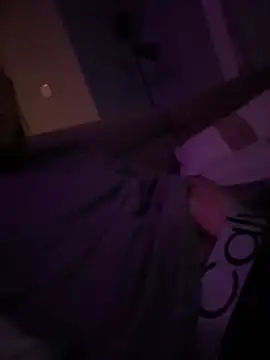 lucpompot online show from December 2025 06:32:01 AM