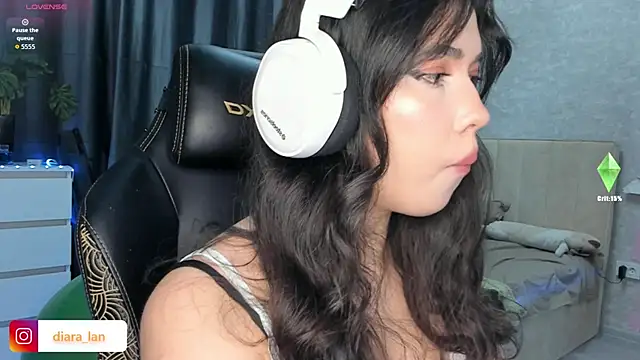 Diara 1an online show from November 2025 01:47:02 PM