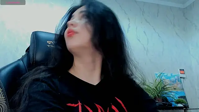 Snapshot of Diara_1an chatting on August 2026 05:39:02 AM Diara 1an online show from August 2026 05:39:02 AM