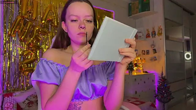 CheekySashaCharm online show from December 2025 05:27:01 AM