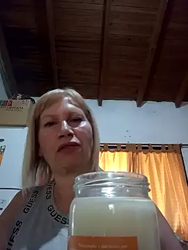 Snapshot of SexyMilf1211 chatting on April 2026 05:43:01 PM SexyMilf1211 online show from April 2026 05:43:01 PM