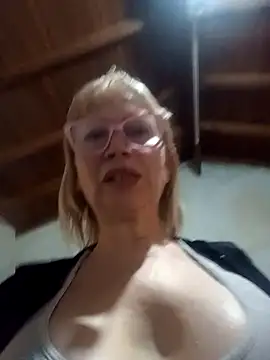 Snapshot of SexyMilf1211 chatting on May 2026 05:21:01 PM SexyMilf1211 online show from May 2026 05:21:01 PM