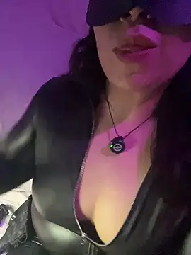 Snapshot of Zaphiro007 chatting on May 2026 03:59:01 AM Zaphiro007 online show from May 2026 03:59:01 AM