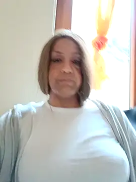 Snapshot of debora3 chatting on January 2026 02:21:01 PM debora3 online show from January 2026 02:21:01 PM