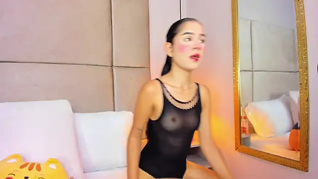 Snapshot of angelaG1 chatting on July 2026 04:39:02 AM angelaG1 online show from July 2026 04:39:02 AM