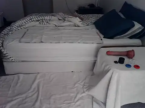 Redheadstud online show from January 2026 06:52:02 AM