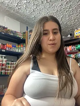 Snapshot of Scarlett_Noire_outdoors chatting on November 2025 11:46:01 PM Scarlett Noire outdoors online show from November 2025 11:46:01 PM