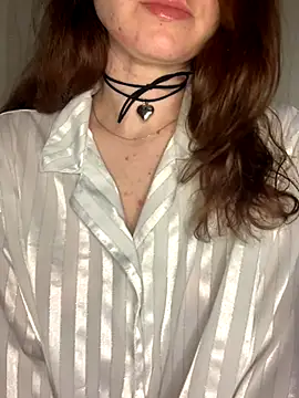 Snapshot of Alishiass399 chatting on November 2025 12:32:01 AM Alishiass399 online show from November 2025 12:32:01 AM