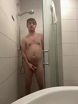 nicknicknick18112 online show from April 2026 09:16:01 PM