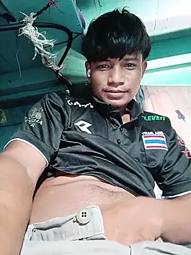 Ayetun008 online show from March 2026 06:28:02 AM