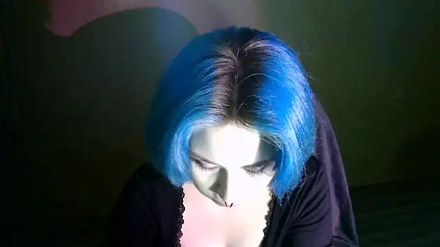 Snapshot of caramelleia chatting on November 2025 09:25:02 PM caramelleia online show from November 2025 09:25:02 PM