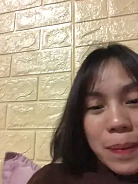 Trangbabylove online show from February 2026 02:33:01 PM