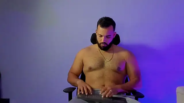 Chris Varden online show from December 2025 07:11:01 PM