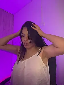 LaraDanverss online show from December 2025 07:23:01 AM