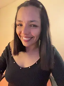 LaraDanverss online show from April 2026 09:18:02 PM