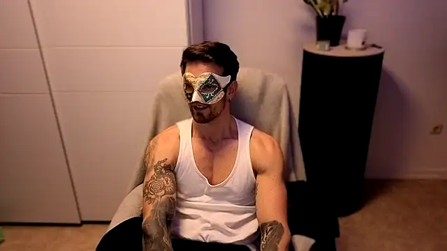 Snapshot of Mystery_Mark chatting on November 2025 07:24:02 PM Mystery Mark online show from November 2025 07:24:02 PM