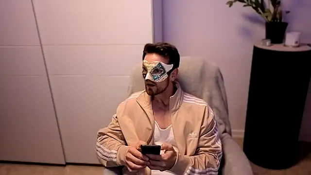 Snapshot of Mystery_Mark chatting on November 2025 06:08:01 PM Mystery Mark online show from November 2025 06:08:01 PM