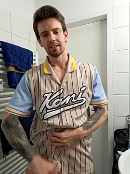 Snapshot of Mystery_Mark chatting on February 2026 06:26:01 PM Mystery Mark online show from February 2026 06:26:01 PM