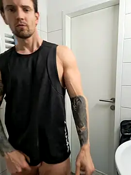 Snapshot of Mystery_Mark chatting on February 2026 07:34:01 PM Mystery Mark online show from February 2026 07:34:01 PM