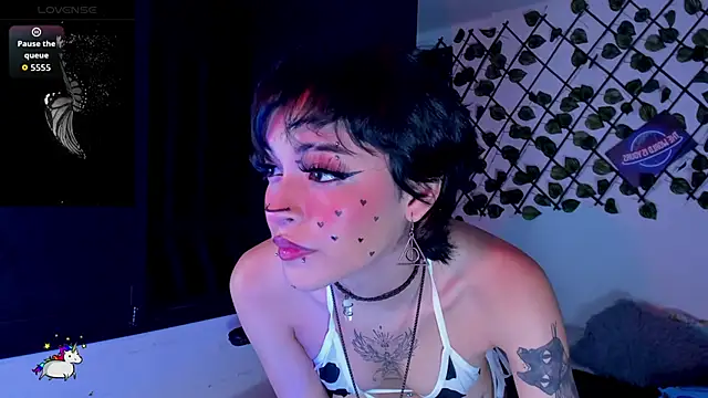 Snapshot of Anny_Kiitty chatting on May 2026 04:07:02 AM Anny Kiitty online show from May 2026 04:07:02 AM
