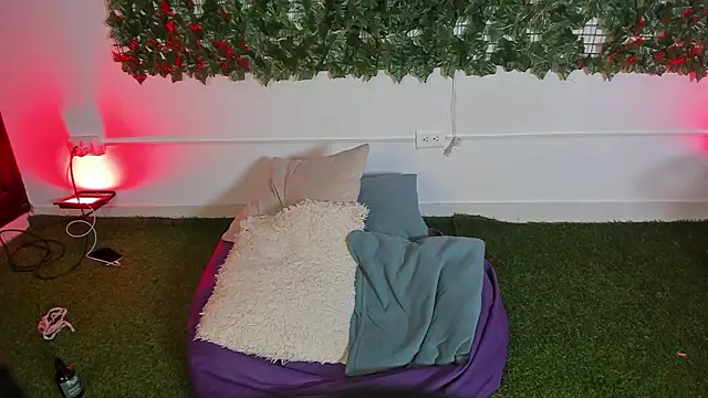 LiilithStonne online show from February 2026 01:38:02 PM