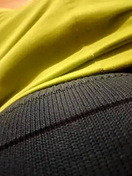 Snapshot of BuskedFester chatting on November 2025 05:22:02 AM BuskedFester online show from November 2025 05:22:02 AM