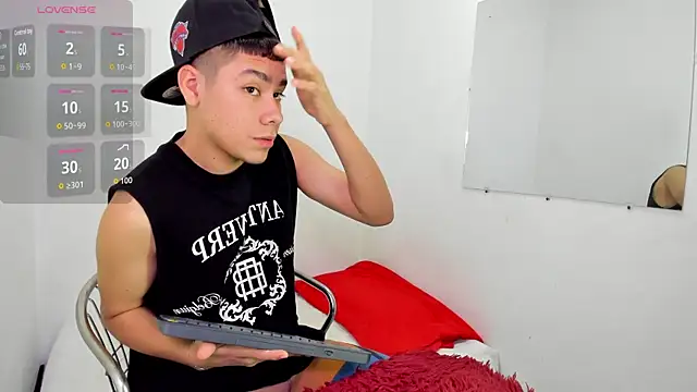 Snapshot of Lucastorrez01 chatting on February 2026 04:26:01 PM Lucastorrez01 online show from February 2026 04:26:01 PM