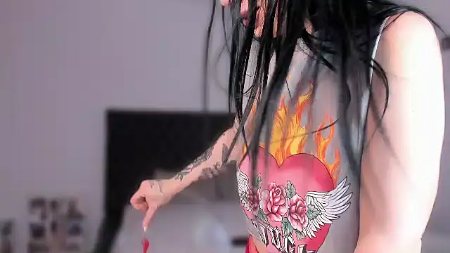 issabellaa04 online show from April 2026 07:22:01 PM